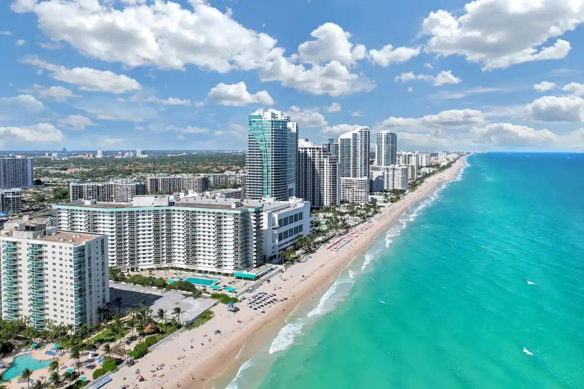 Flip Flop Paradise In Hollywood Florida Exterior photo